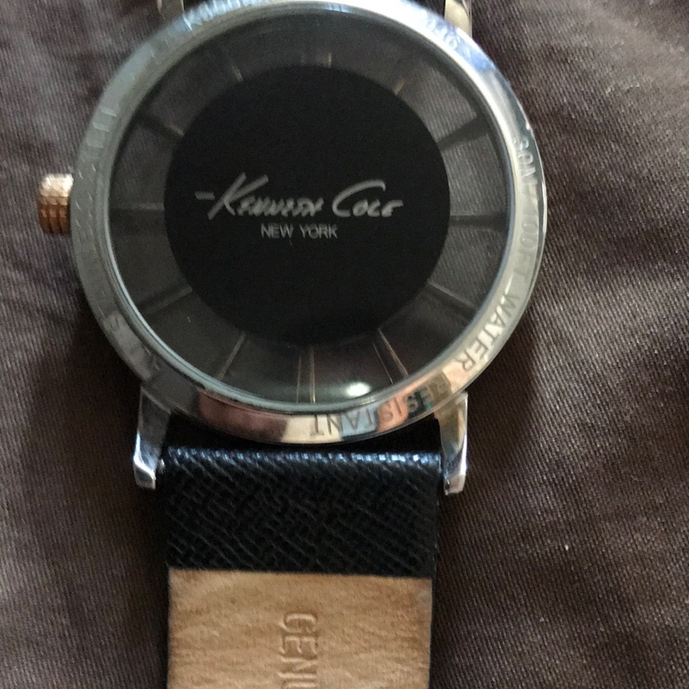 Kenneth Cole Watch! - Picture 3 of 3